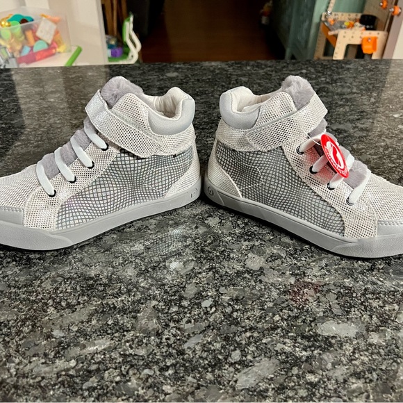 Pediped Logan Flex Silver Hi Tops Big Girl Sz 3.5 NIB - Picture 13 of 14